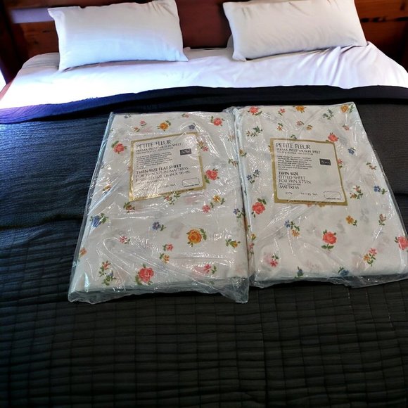 NOS Vintage Sears Perma Press Fine Muslin Twin Flat & Fitted Sheets Floral